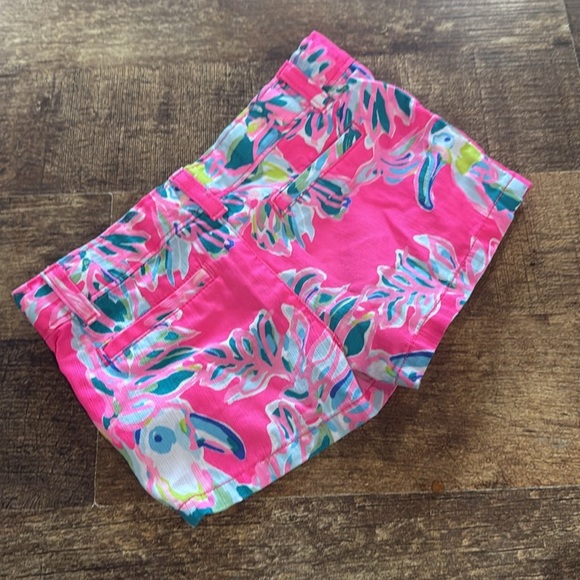 Lilly Pulitzer Mini Callahan Dragonfruit Toucan Shorts Sz 5 - Picture 3 of 5